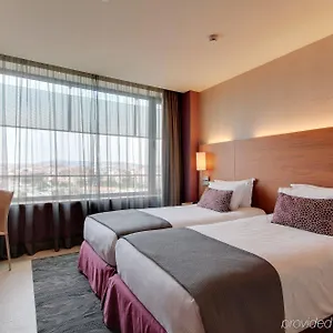 https://rafaelhoteles-badalona.catalonia-hotels.com